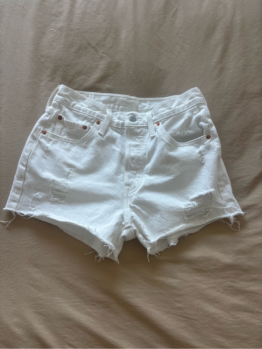Levi's White Distressed High-Rise Denim Shorts size 27